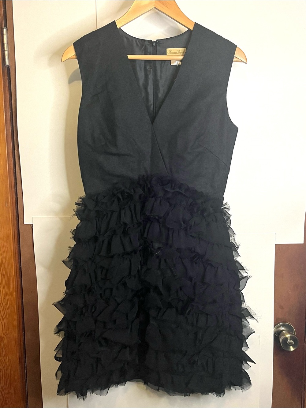 NWT Doucette Duvall (Tag 6, Fits 0) Zsa Zsa Black Linen Mini Dress w/ Ruffles